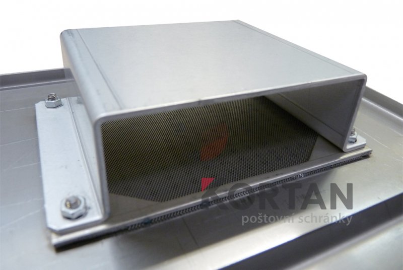 1x poštovní schránka B-017 k zazdění do sloupku s 1x zvonkem a přípravou pro HM + orámování L profilem - NEREZ / šedá | eshop.schranky-postovni.com